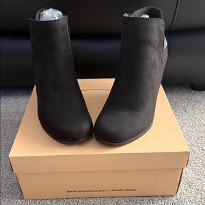 Soda Women's Sleek Black Ankle Booties